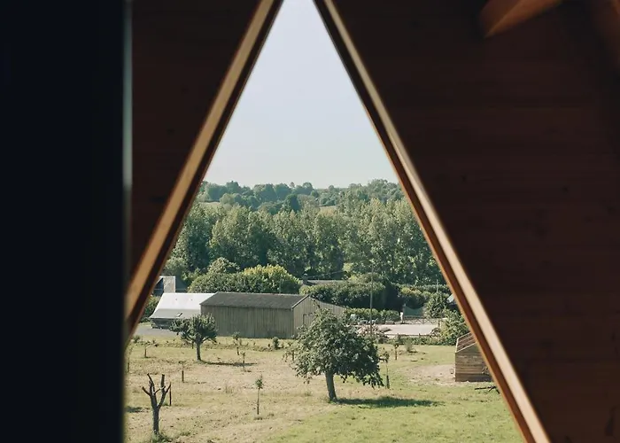 Fontaine Aux Herbes - Humulus Lupulus Feriegård Clarbec