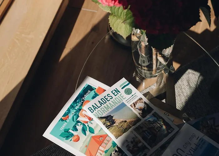 Fontaine Aux Herbes - Humulus Lupulus Feriegård *