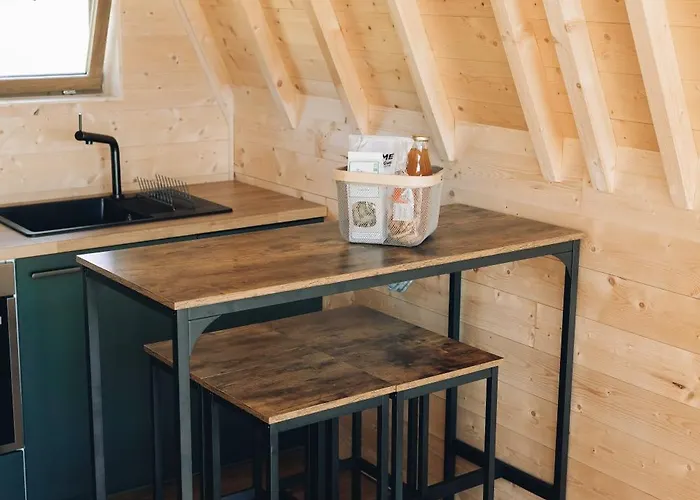 Feriegård Fontaine Aux Herbes - Humulus Lupulus